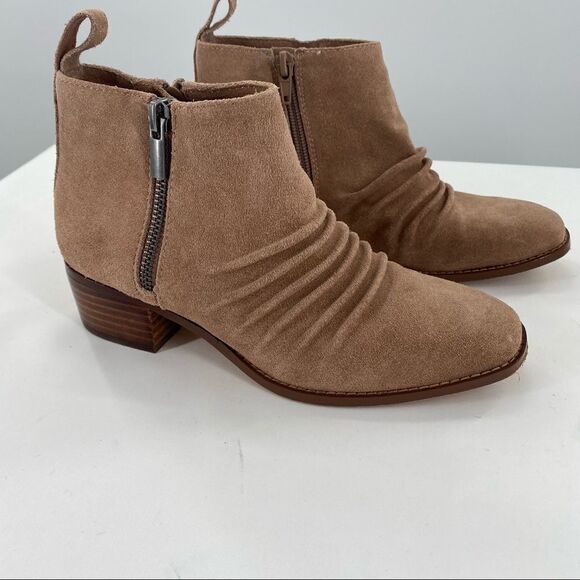 SOLE SOCIETY Suede Tan Ankle Boots - Picture 2 of 11